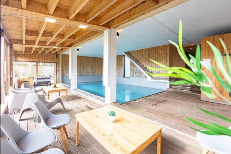 Charming Farmhouse In Waimes With Pool Bagian luar foto